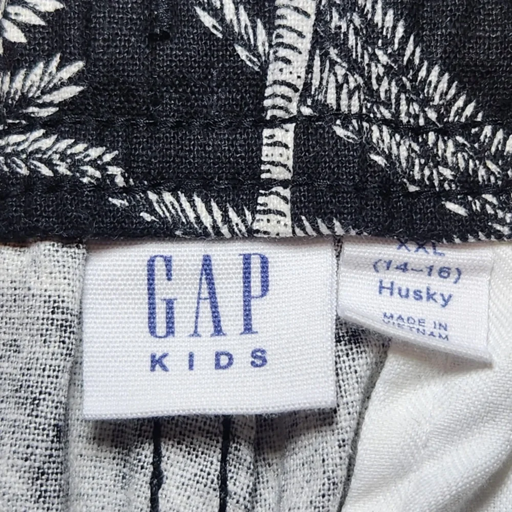 NWT GAP Boys Linen Blend Palm Print Pull On Shorts Casual‎ Summer Vacation Husky